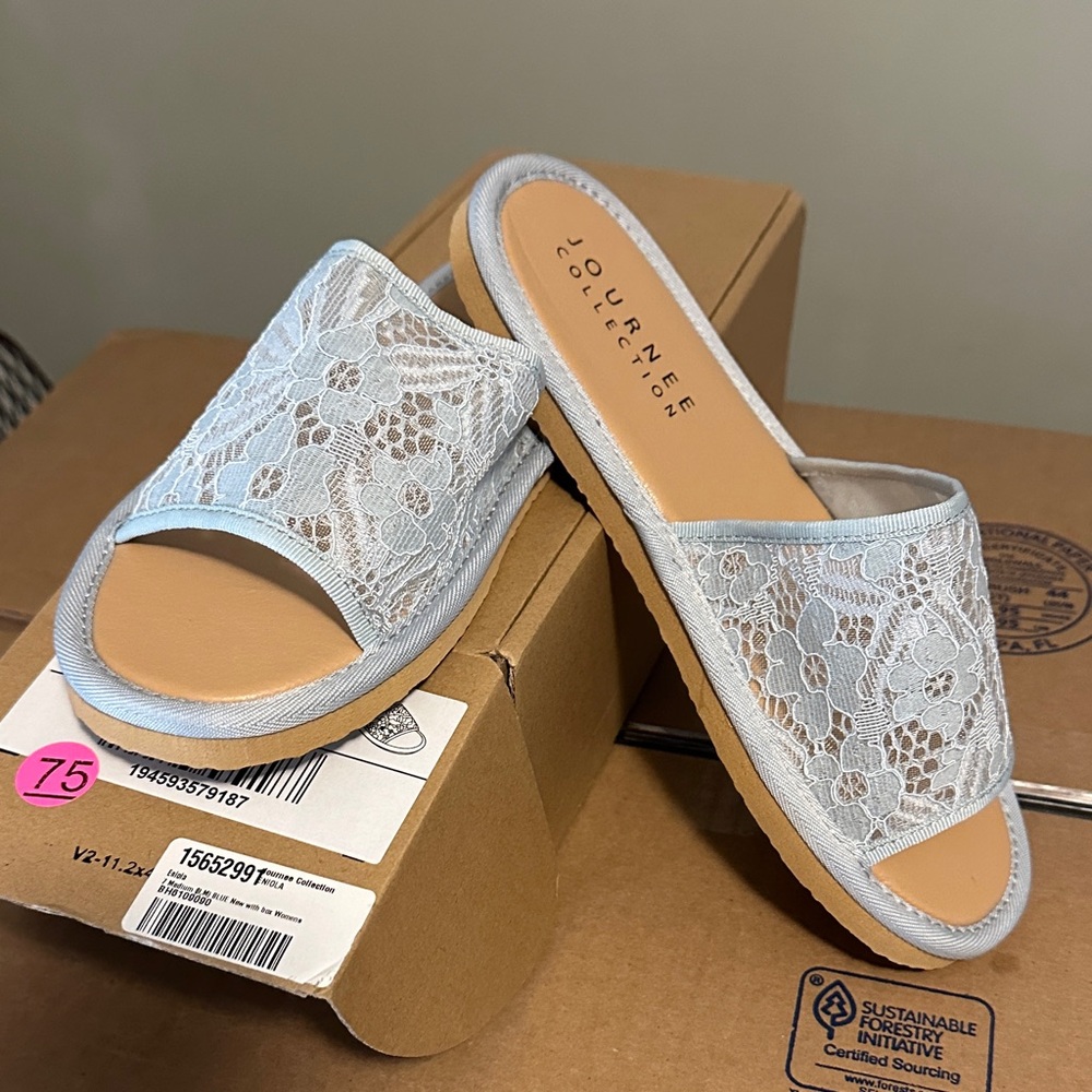 Journee Collection Women's Lace Mules - Cream